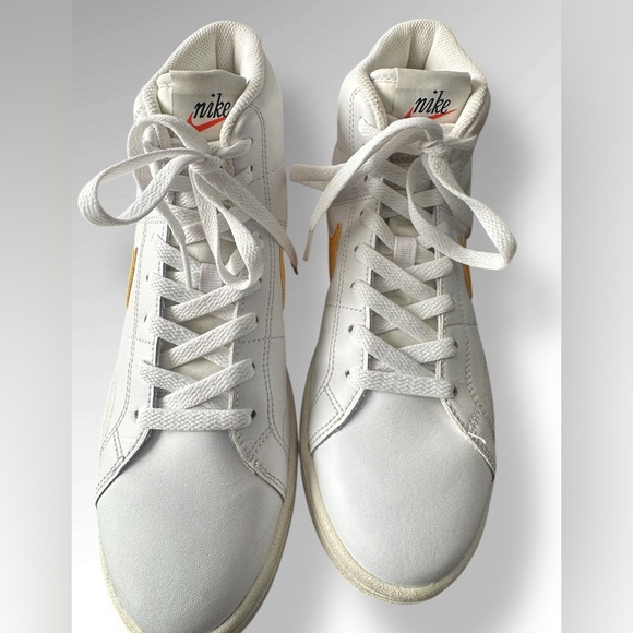 Nike Womens 8 Sneaker Court Royale 2 Mid White Gold Swoosh Retro Shoe DJ2005-100 - Picture 8 of 12